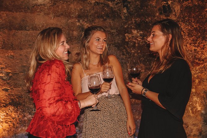 Valencia Old Town Tour with Wine & Tapas in 11th Century Historic Monument - Plaza de la Virgen and Cathedral Views Without the Headache