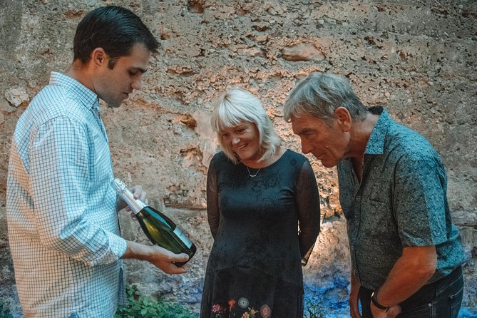 Valencia Old Town Tour with Wine & Tapas in 11th Century Historic Monument - Inside the 11th-Century Monument: Tapas, Paella, Dessert, and Wine Pairings