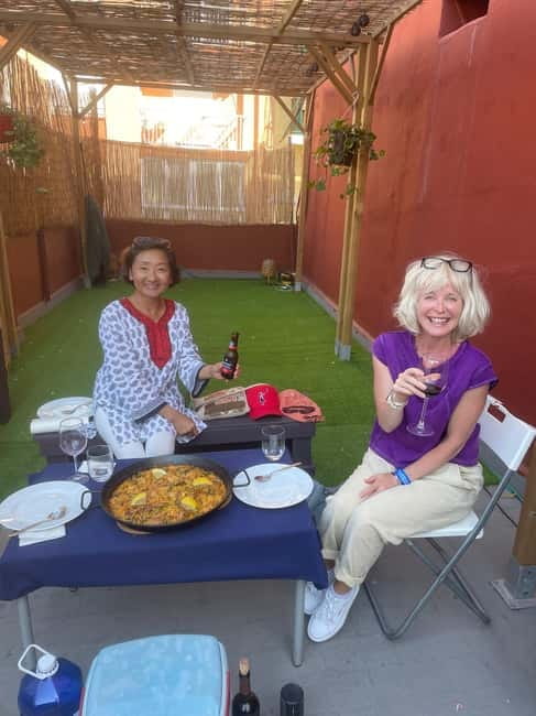 Valencia: Paella Cooking Class with Tapas and Drinks - Should you book this Valencian paella class?
