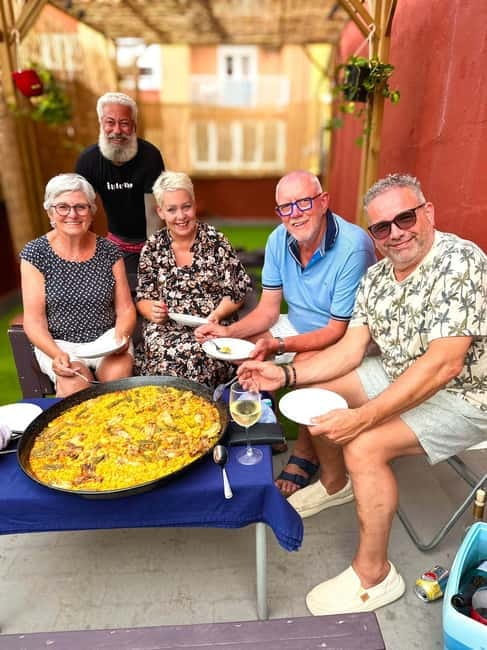 Valencia: Paella Cooking Class with Tapas and Drinks - Why this feels like Robert’s table, not a scripted tour