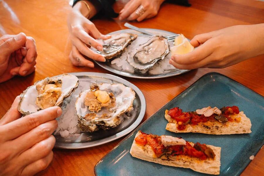 Valencia: Tapas and Drinks Evening Tour - Mistela, Wine Pairings, and Why the Drinks Matter