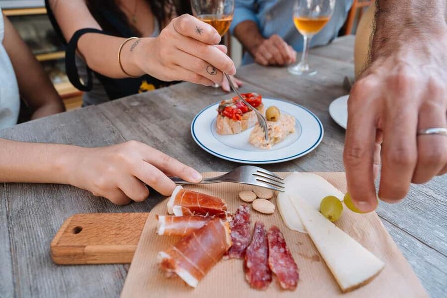 Valencia: Tapas and Drinks Evening Tour - Price and Value: What $78 Buys in Valencia