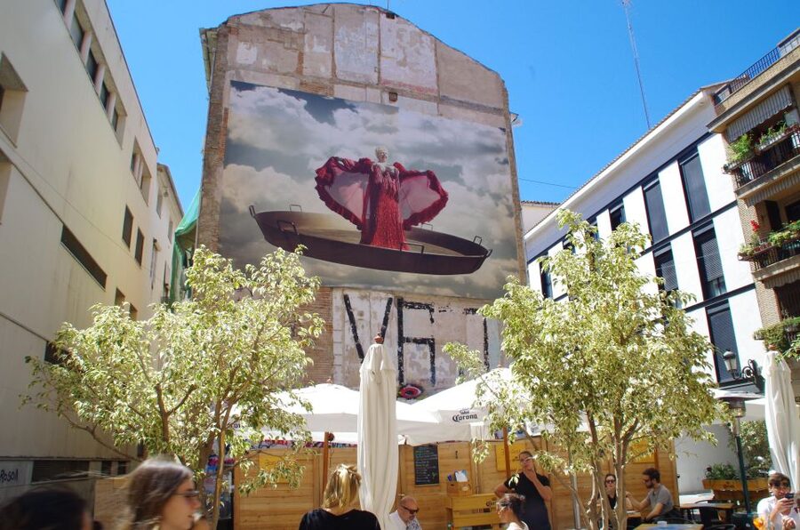 Valencia: Tapas and Sightseeing guided tour - The maze of streets: sightseeing that doesn’t feel like sightseeing