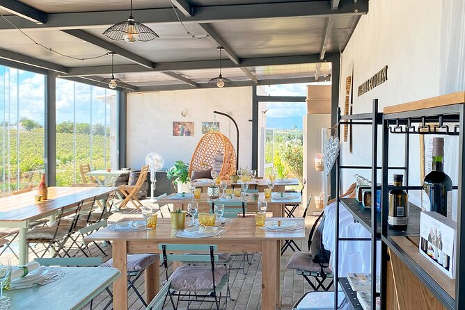 Vilamoura, Albufeira & Porches: Wine Tasting, Tapas & Music Tour - Lagoa Wine Country, with Vilamoura and Albufeira in easy reach