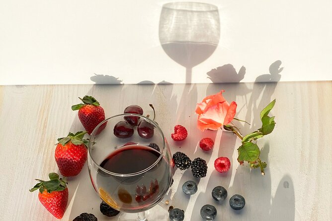 Vilamoura, Albufeira & Porches: Wine Tasting, Tapas & Music Tour - Live Portuguese music: the reason this tour feels different