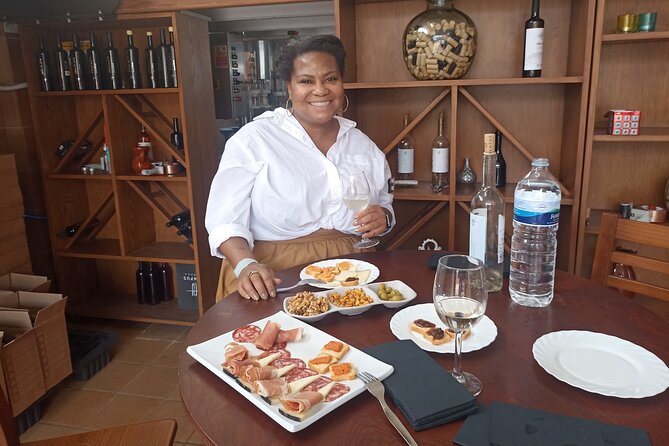 Wine, Canarian Tapas, Culture, VIP Private tour - photos included - Start smart: cruise pickup timing and a 10:00am launch