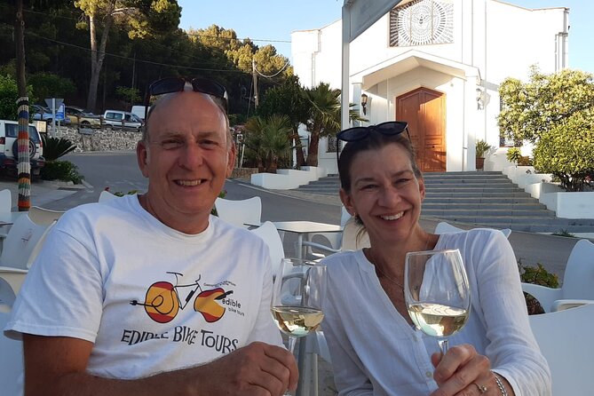 Wine & Tapas tour by electric bike (e-bike) including Ronda pickup (half day) - The ride itself: quiet roads, photo breaks, and manageable uphills