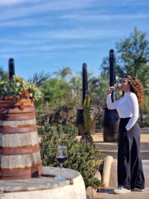 Winery Visit and Tasting in Elche with wines and tapas from Alicante in Van - How long should you plan to stay in the winery area?