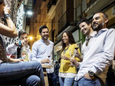 Zaragoza: Wine Tasting and Tapas - The observation deck: quick panoramas, big payoff